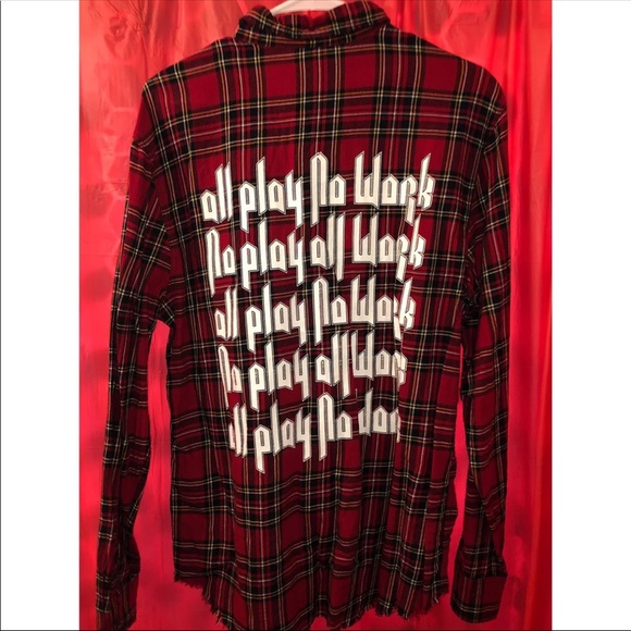 Women’s size medium oversize plaid shirt - Picture 1 of 5